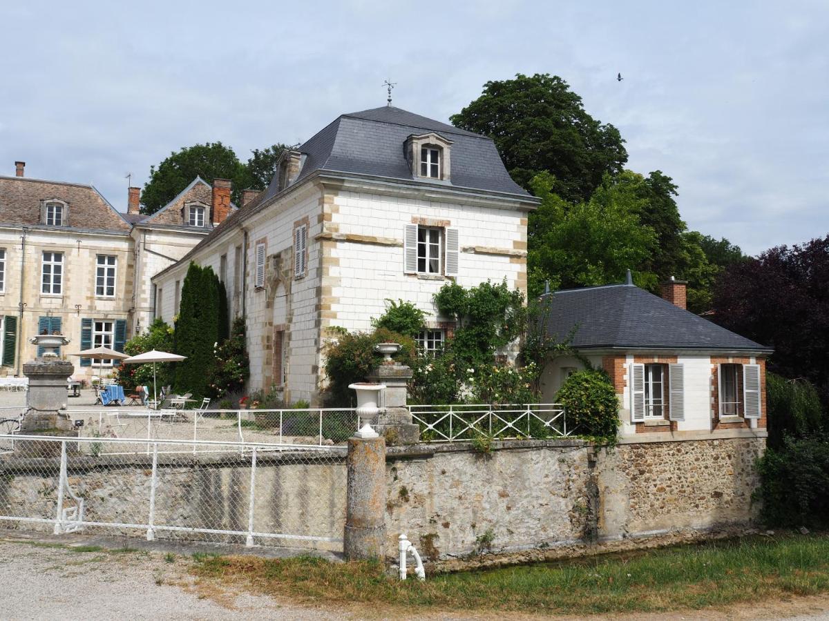 Chateau De Juvigny Hotel Exterior photo