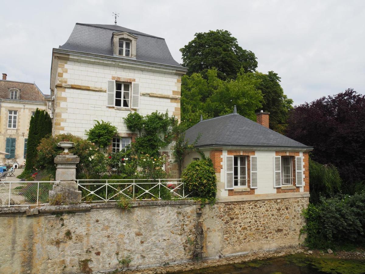 Chateau De Juvigny Hotel Exterior photo