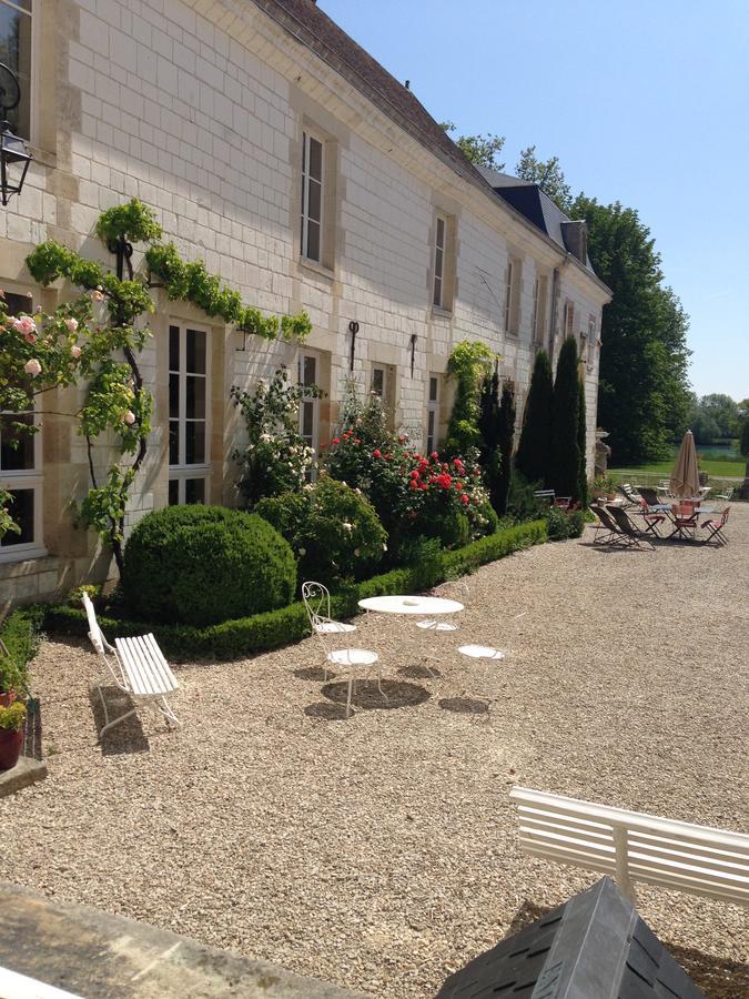 Chateau De Juvigny Hotel Exterior photo